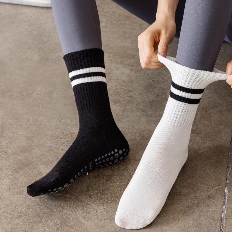 Women Non Slip Yoga Socks, Gri - Pilates Yoga And Gym ulasan dan harga