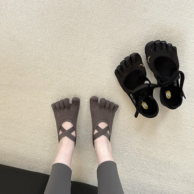 Women's Criss-Cross Strappy Fi - Pilates Yoga Studio ulasan dan harga