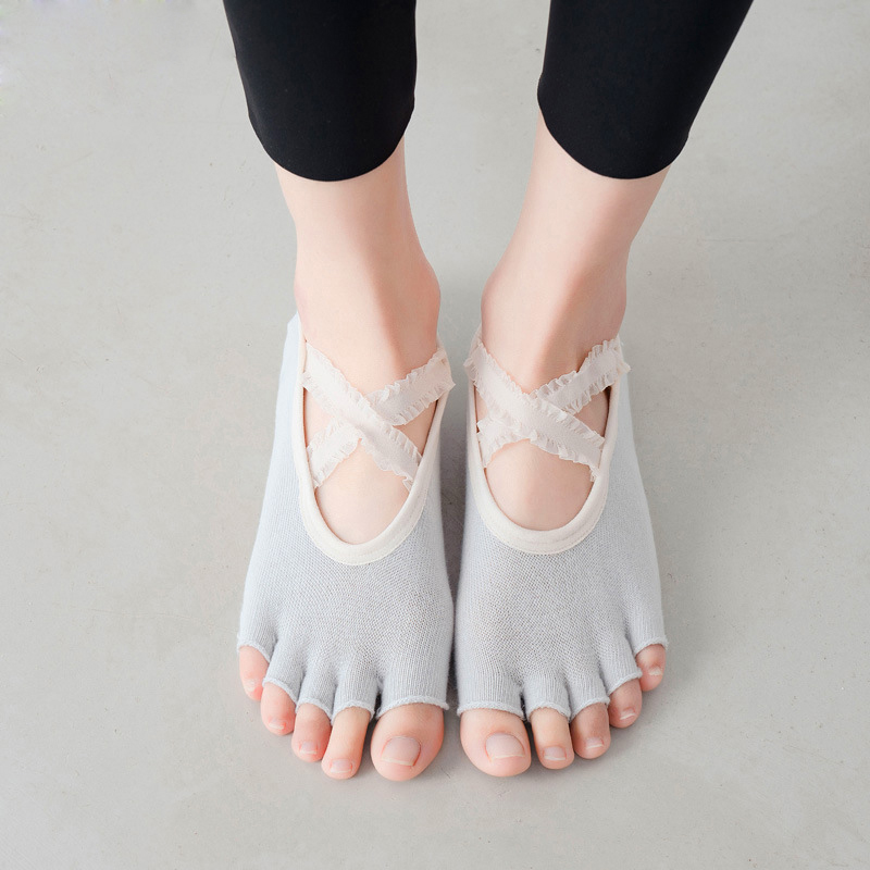 Five Finger Yoga Socks Lace Cr - Pilates Yoga And Gym ulasan dan harga